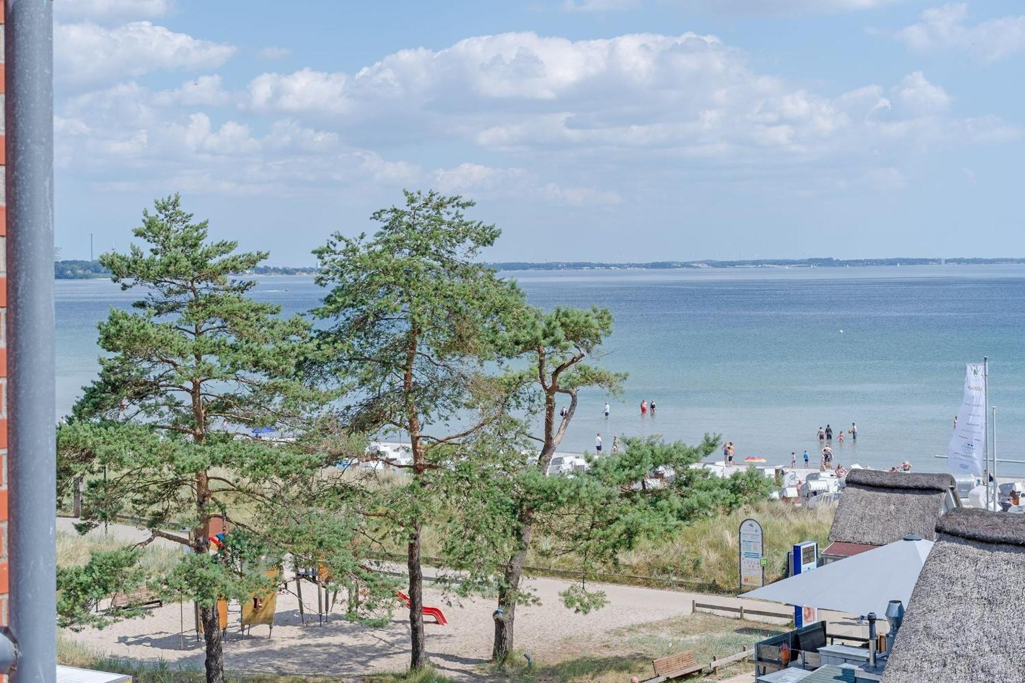 Strandburg Ostseeblick Scharbeutz Exteriör bild